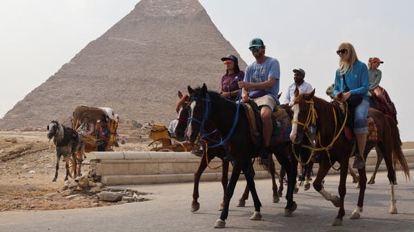 مصر.. عائدات السياحة تقفز لـ 10.3 مليارات دولار في 9 أشهر