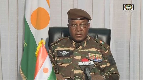 قائد انقلاب النيجر يرفض كل العقوبات والتهديدات