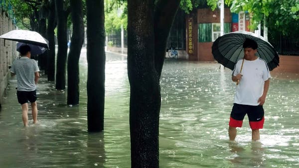 الإعصار دوكسوري يمطر شمال الصين وبكين تجلي الآلاف