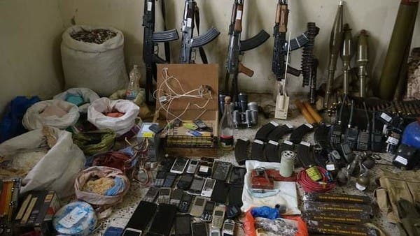 اليمن.. شرطة تعز تضبط أسلحة في قضية اغتيال مسؤول أممي