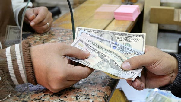 كيف توظف البنوك المصرية حصيلة الشهادات الدولارية؟
