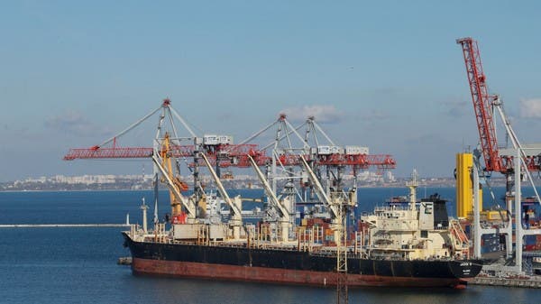 هبوط القمح في غمرة تحسن الصادرات الروسية وهجوم على ميناء أوكراني